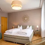 Гостевой дом Zum Adler 3*