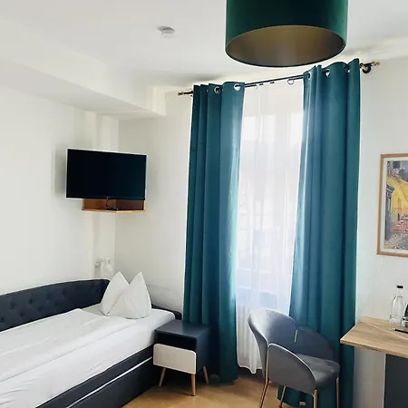Zum Adler Guest house 3*